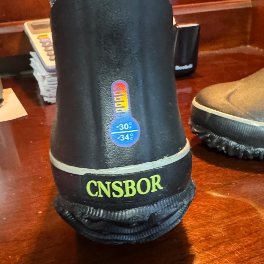Black and White Girls Rubber Boots - Picture 2 of 5